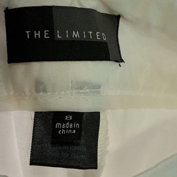 The limited SAILOR white button detail rolled shorts SIZE 8 NEW - Picture 7 of 7